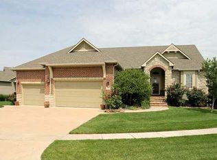 907 N Beau Jardin St, Derby, KS 67037