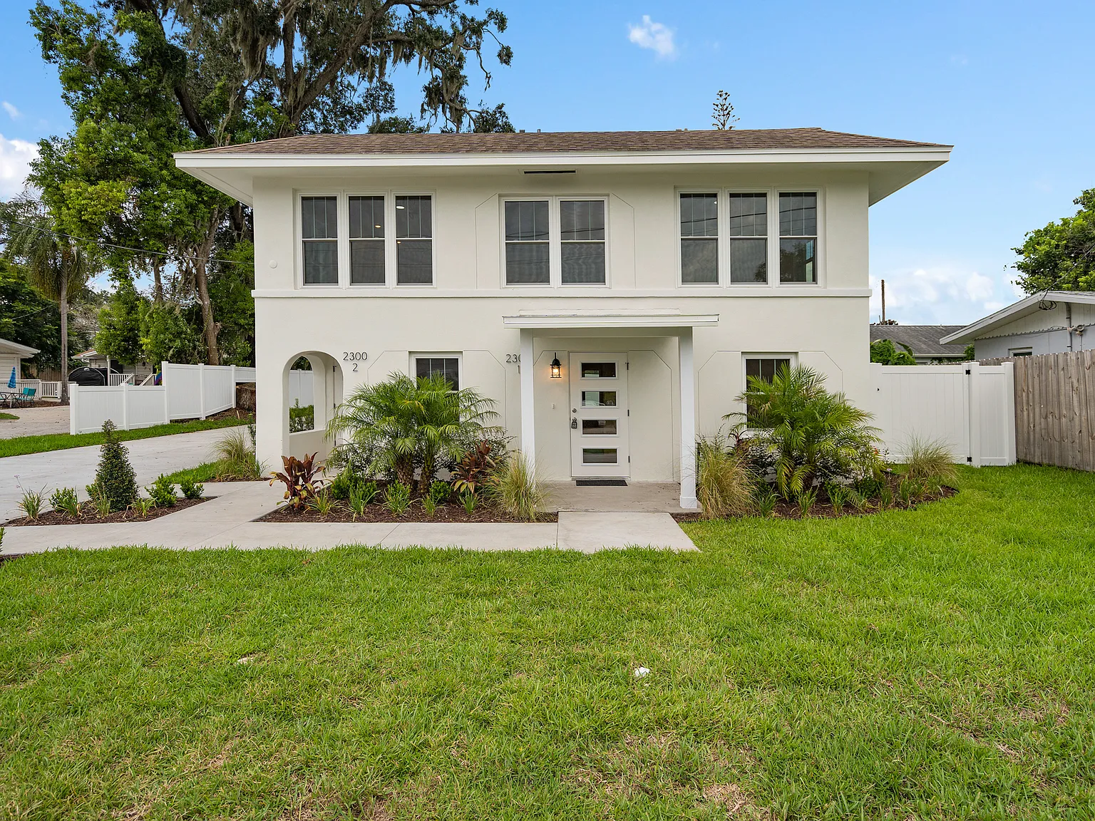 6 bed, 1744 sqft, $5,500 — Photo 3