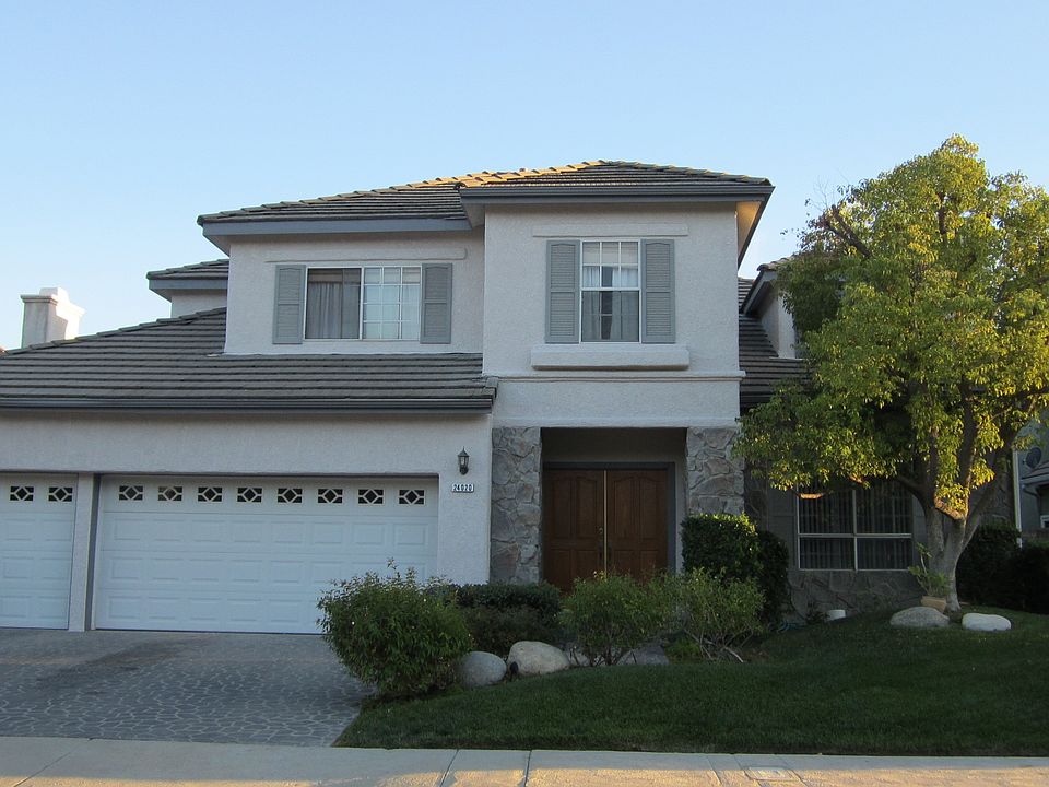 1st image of 24020 Clarington Dr