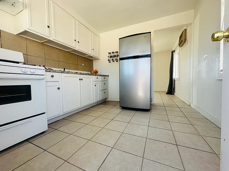 35007 Cedar Rd #1 — Photo 3