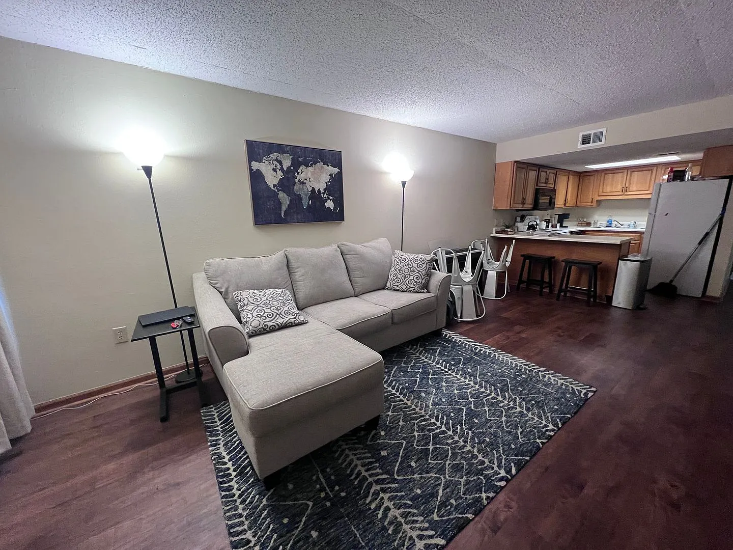 Deerfield Condominiums — Photo 4