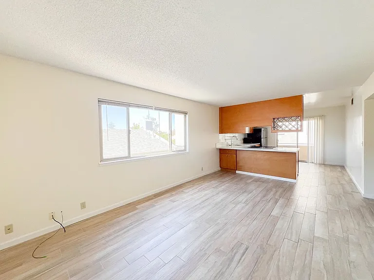 1444 Walnut St. — Photo 7