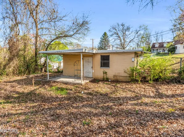 237 S Purdue Ave, Oak Ridge, TN 37830