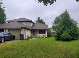 3307 Abbey Cir, Manhattan, KS 66503