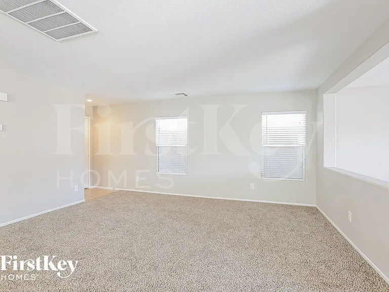 9120 Patrick Henry Ave — Photo 3