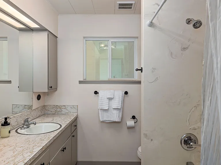 2087 Upper River Rd — Photo 18