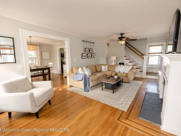 7 Riverview Avenue, Oceanport, NJ 07757