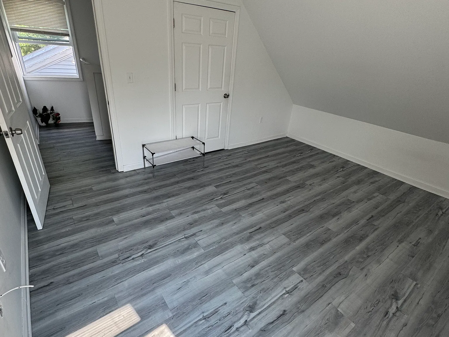 4 bed, 1900 sqft, $3,400 — Photo 4