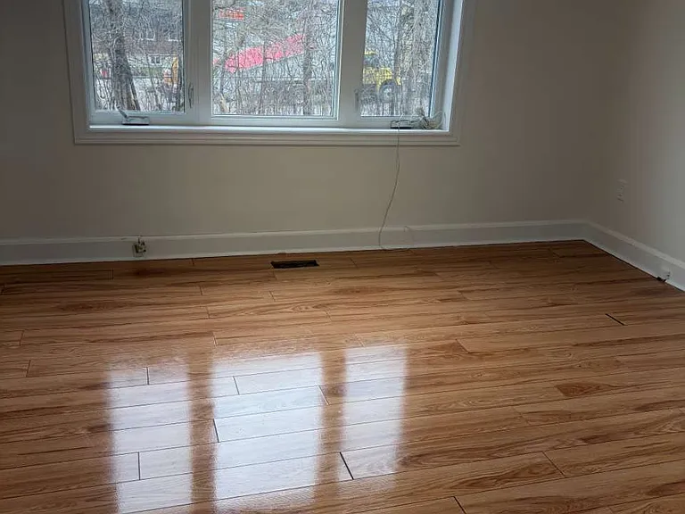 206 Lindsay St S #UPPER — Photo 7