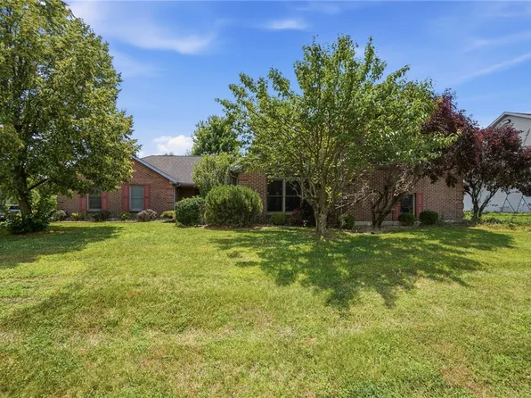 806 Claymore Ct, Tipp City, OH 45371
