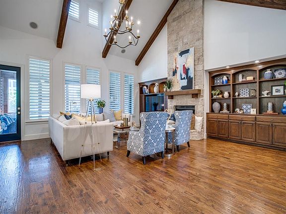 3rd image of 4217 Cedar Bluff Ln