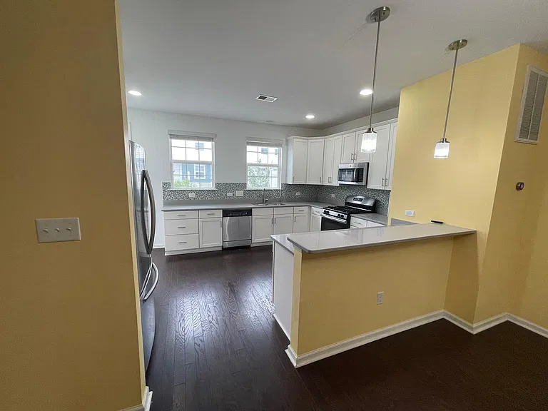 1676 Avalene Way — Photo 10