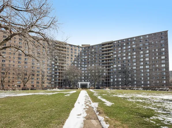 7141 N Kedzie Ave APT 1213, Chicago, IL 60645