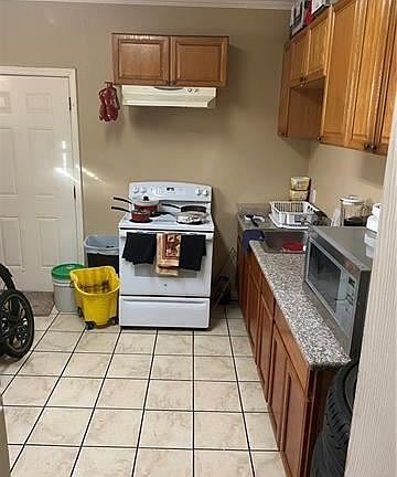 3rd image of 5805-07 Saint Claude Ave