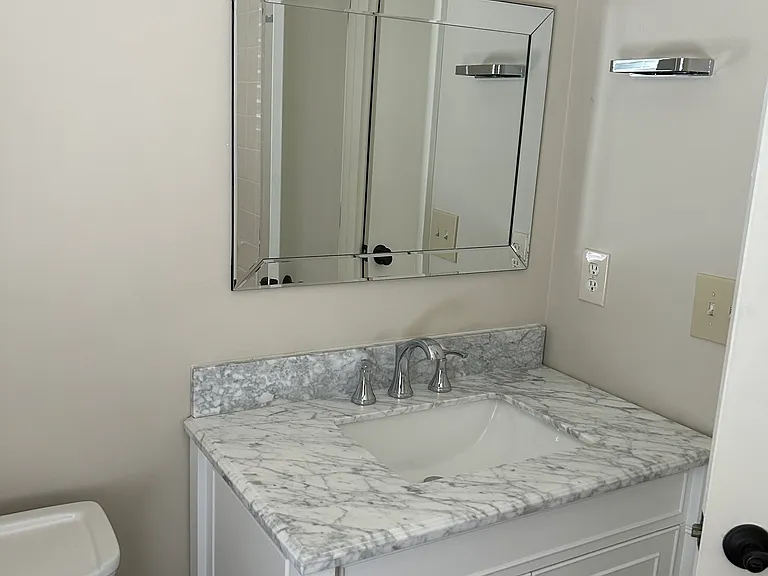 Master Bath Vanity Area
