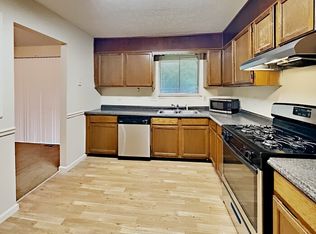 8401 Beechwood Trce, Riverdale, GA