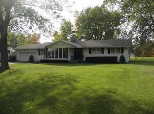 3226 Sportsman Club Rd, Bourbonnais, IL 60914