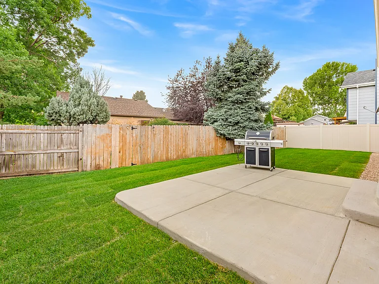 Backyard patio to enjoy the sunshine