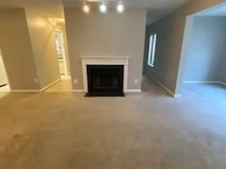 2822 Lee Oaks Pl #101 — Photo 6