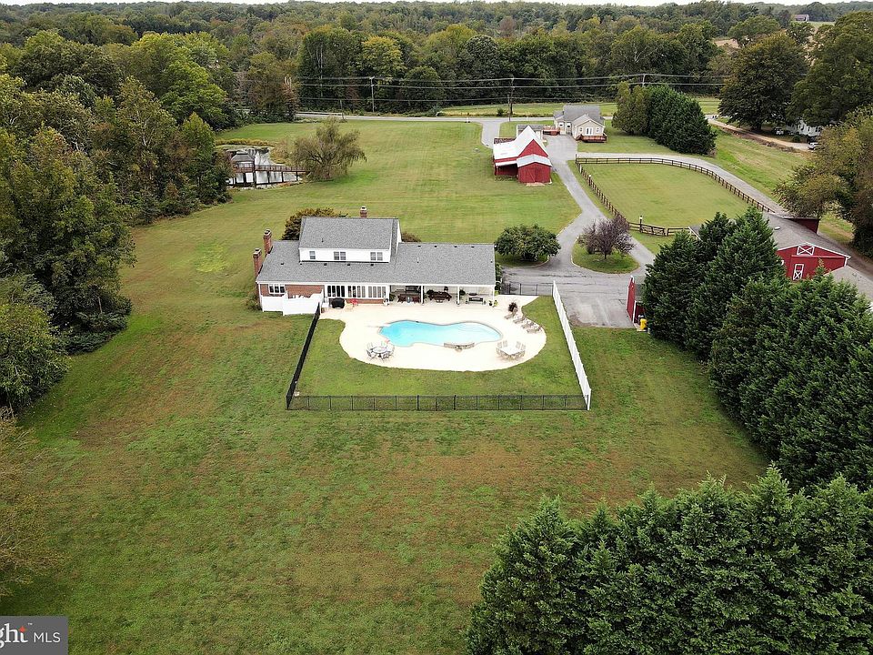 5083 Muddy Creek Rd, West River, MD 20778 | MLS #MDAA2013974 | Zillow