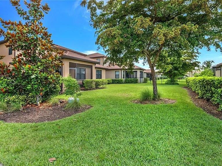 14561 Tuscany Pointe Trl — Photo 24