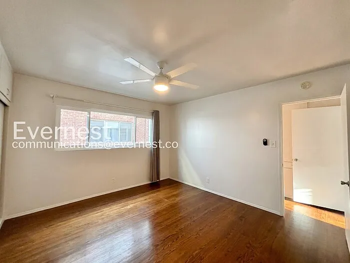 1261 E 1st St #5 — Photo 11