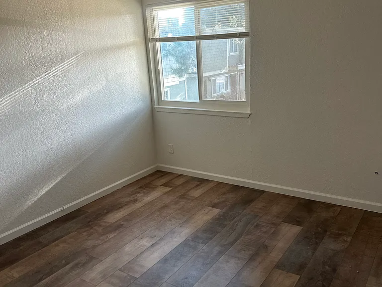 710 Northfield Dr #A — Photo 4