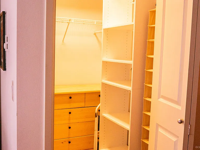 Walk in closet