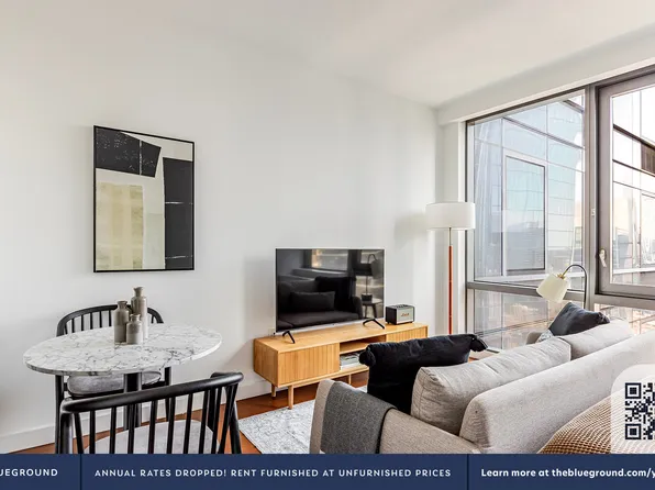 435 West 31st Street image 3 of 35