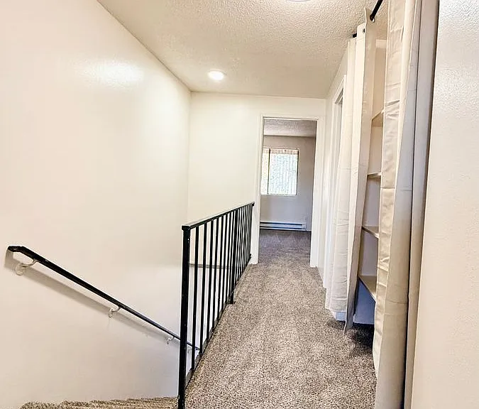 Rolling Hills Townhouses — Photo 38