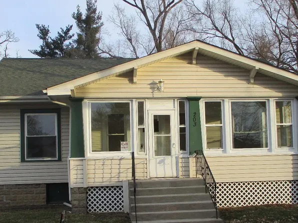 203 W Alyea St, Hebron, IN 46341