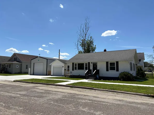 301 S Ohio St, Prairie Du Chien, WI 53821