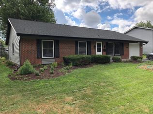 8001 Kensington Ln, Hanover Park, IL