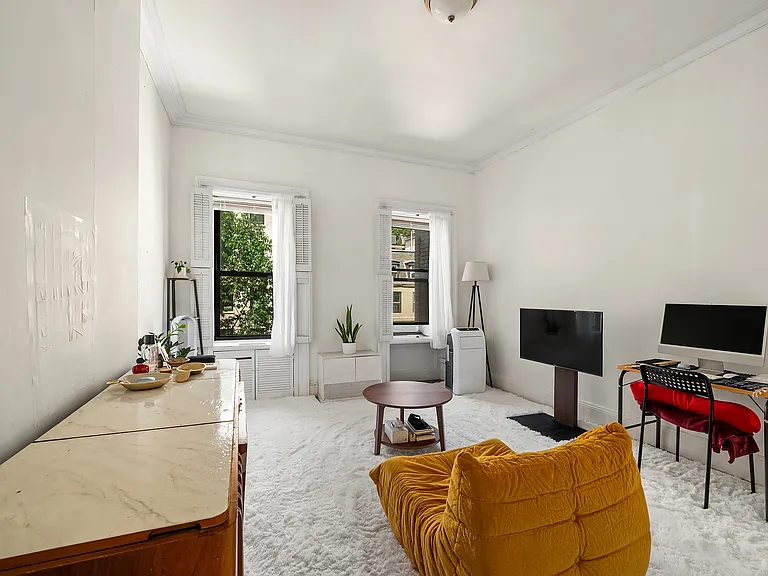 222 E 48th St #3 — Photo 3