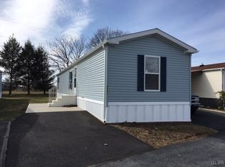 4562 Homestead Dr N, Coplay, PA 18037