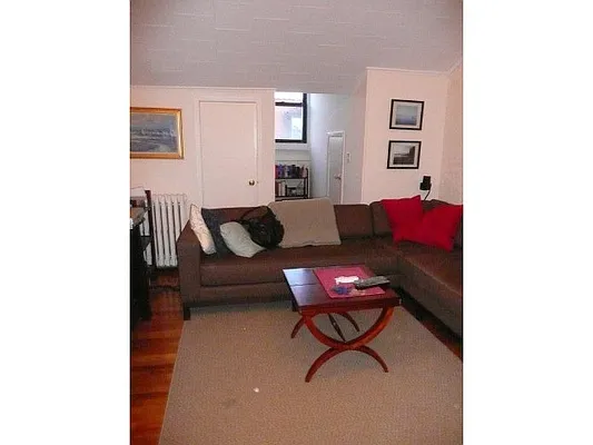 Rented by Brooklyn Heights Real Estate Inc | media 4