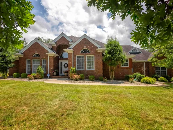 2207 Steeplechase Dr, Marion, IL 62959