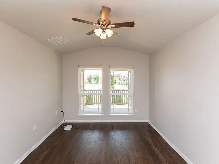 750 Tumlinson Fort Way — Photo 30