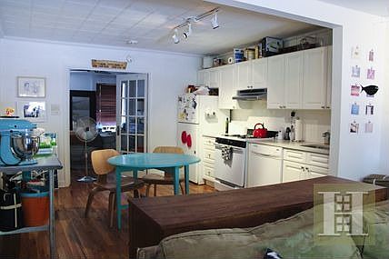 1st image of 478 Henry St APT 1