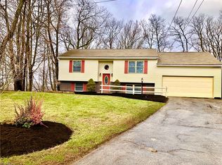 1493 Queenstown Rd, Kent, OH 44240