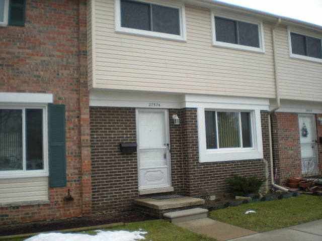 1st image of 27574 Evelyn Ct