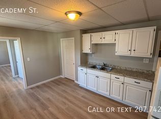 23A Academy St, Rochester, NH 03867