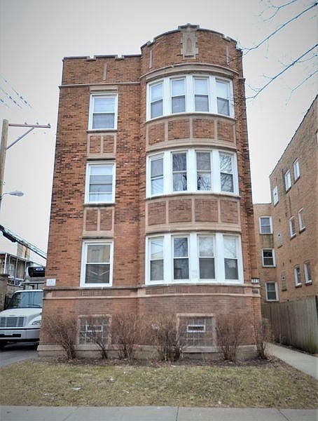 1st image of 6343 N Oakley Ave #2