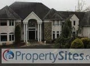 315 Dreshertown Rd, Fort Washington, PA 19034