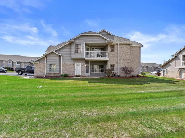 6954 S Rolling Meadows COURT, Oak Creek, WI 53154