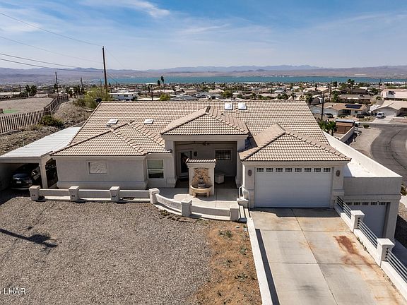 2nd image of 2760 Barbara Dr