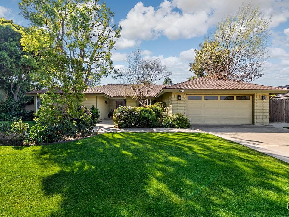 1st image of 9413 Laurel Oak Way