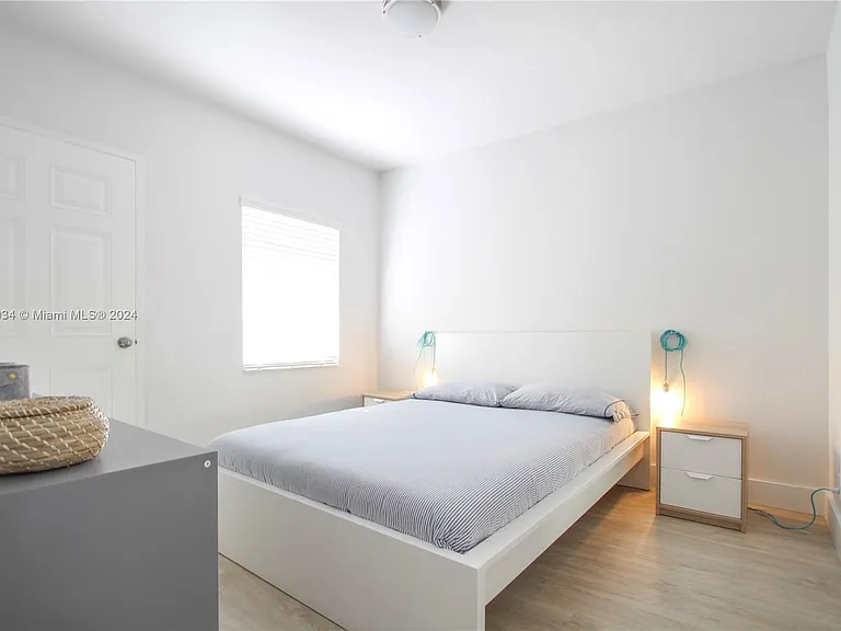 6238 SW 59th Pl #10 — Photo 8
