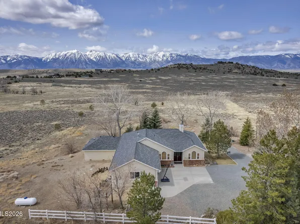 1568 Barker Ct, Gardnerville, NV 89410