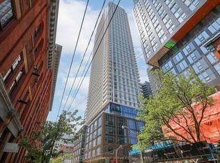88 Queen St E #815, Toronto, ON M5C 0B6